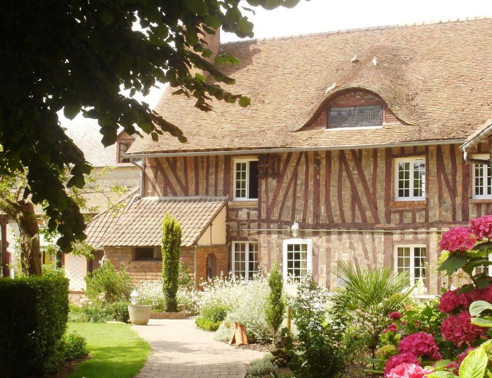 Отель Auberge Du Clos Normand Martin-Eglise Экстерьер фото