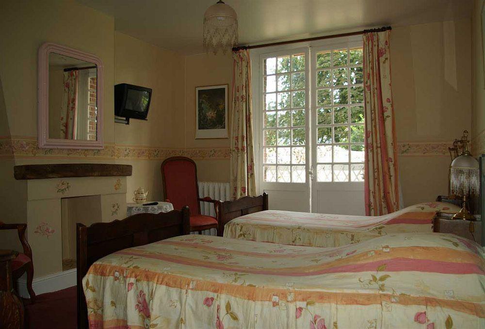 Отель Auberge Du Clos Normand Martin-Eglise Экстерьер фото